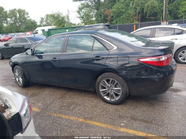 2017 TOYOTA CAMRY SE 15