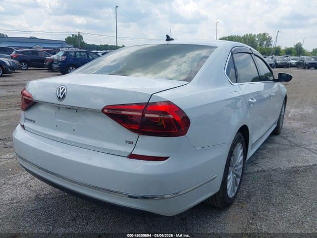 2017 VOLKSWAGEN PASSAT 1.8T SE 4