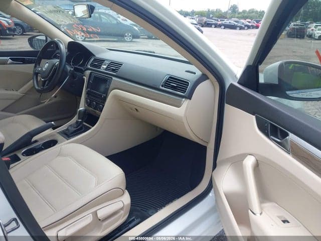 2017 VOLKSWAGEN PASSAT 1.8T SE 5