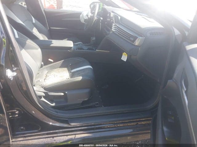 2026 TOYOTA CAMRY SE 5