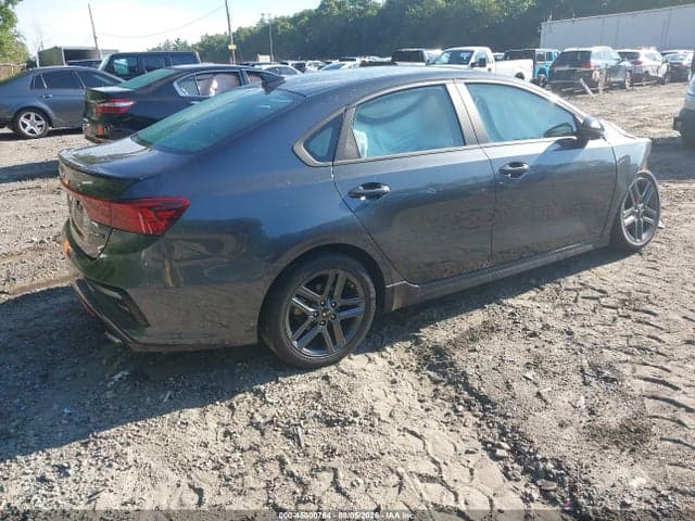 2021 KIA FORTE GT-LINE 4