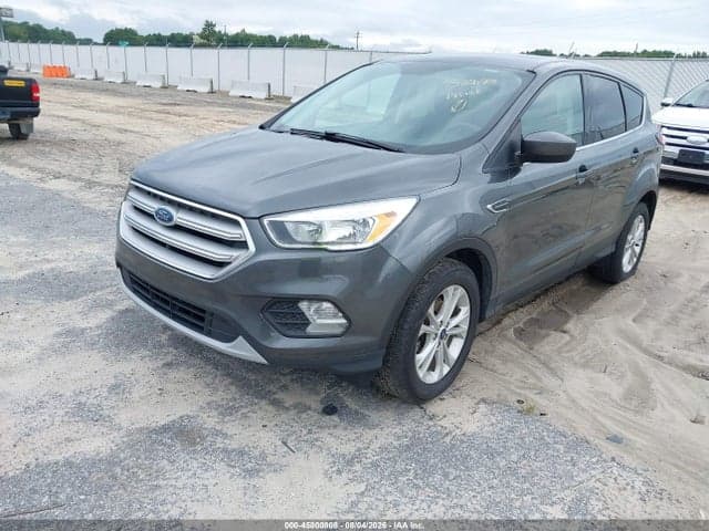 2019 FORD ESCAPE SE 2