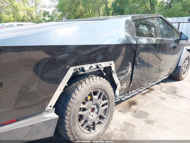 2024 TESLA CYBERTRUCK ALL-WHEEL DRIVE 19