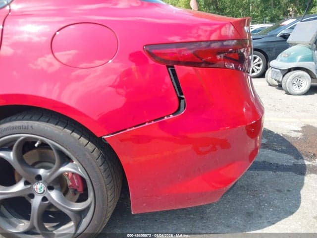 2018 ALFA ROMEO GIULIA TI SPORT AWD 18