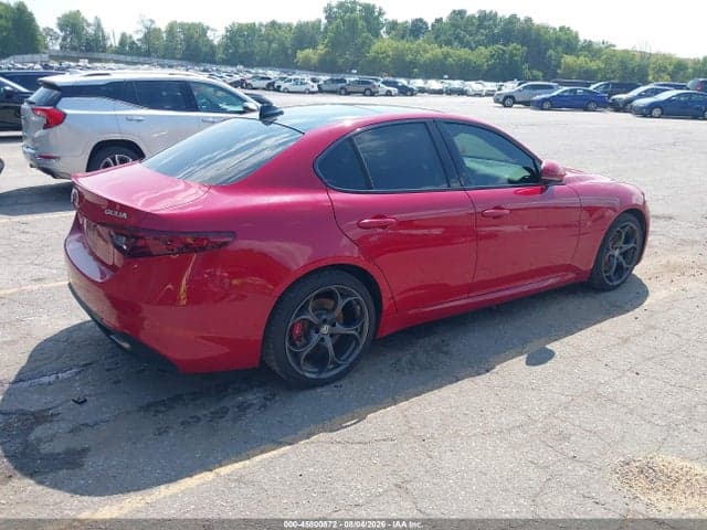 2018 ALFA ROMEO GIULIA TI SPORT AWD 4