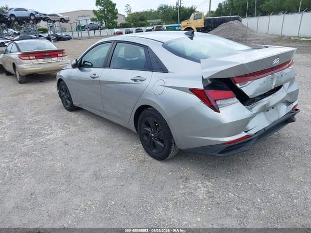 2021 HYUNDAI ELANTRA SEL 3
