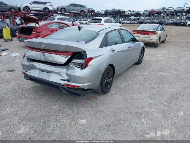 2021 HYUNDAI ELANTRA SEL 4