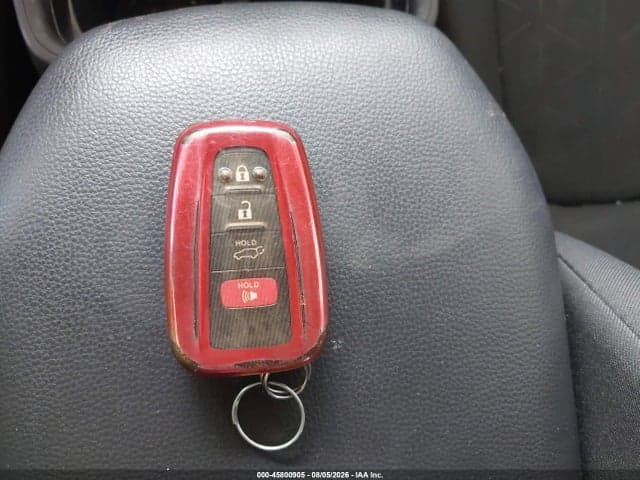 2021 TOYOTA RAV4 HYBRID XLE 11
