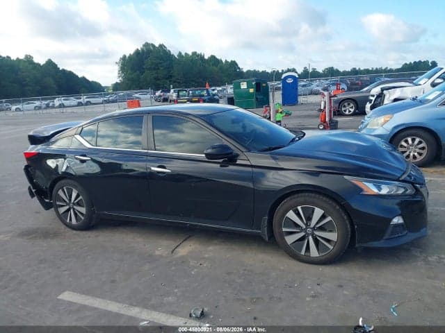 2021 NISSAN ALTIMA SV FWD 13