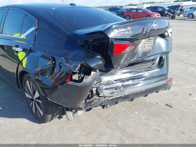 2021 NISSAN ALTIMA SV FWD 6