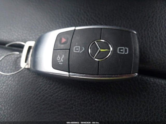 2021 MERCEDES-BENZ A 220 11