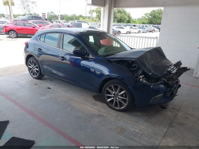 2018 MAZDA MAZDA3 TOURING - 1