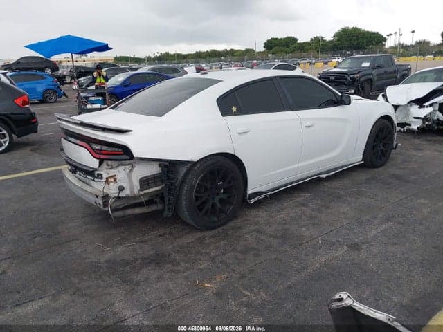 2021 DODGE CHARGER SXT RWD 4