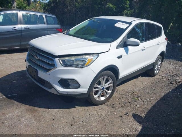 2017 FORD ESCAPE SE 2
