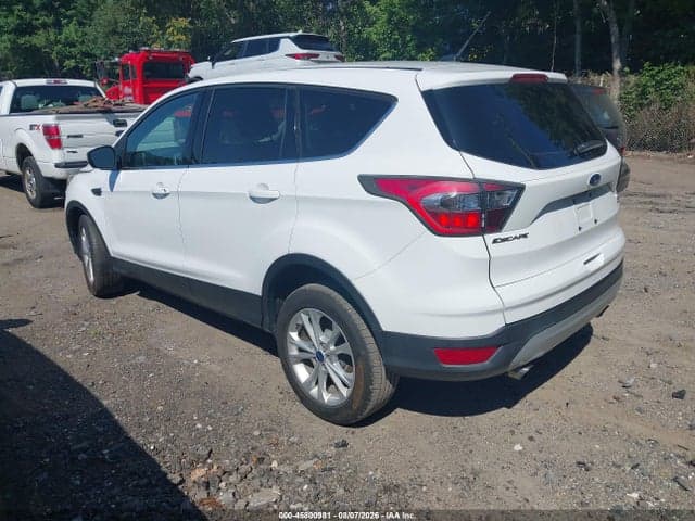 2017 FORD ESCAPE SE 3