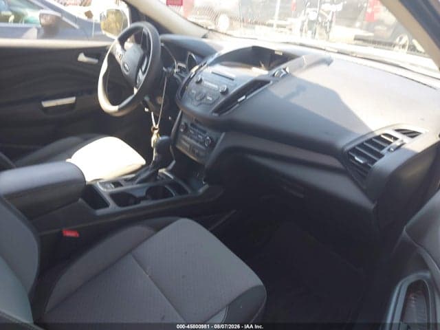 2017 FORD ESCAPE SE 5