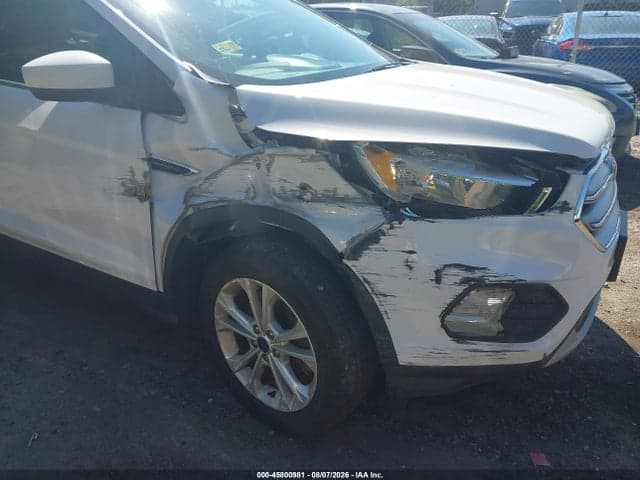 2017 FORD ESCAPE SE 6