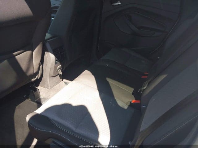 2017 FORD ESCAPE SE 8