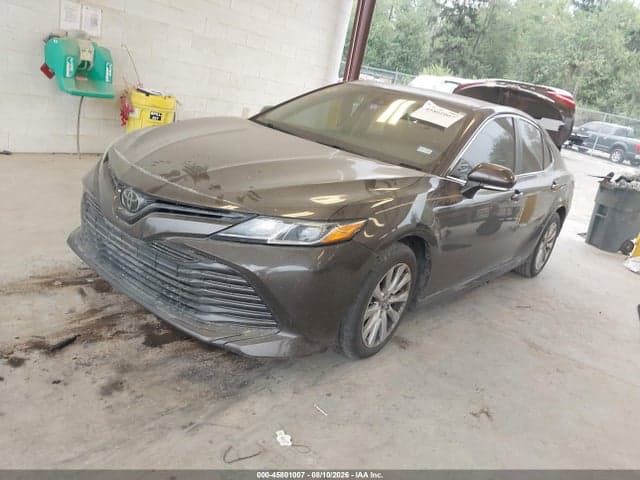 2018 TOYOTA CAMRY LE 2