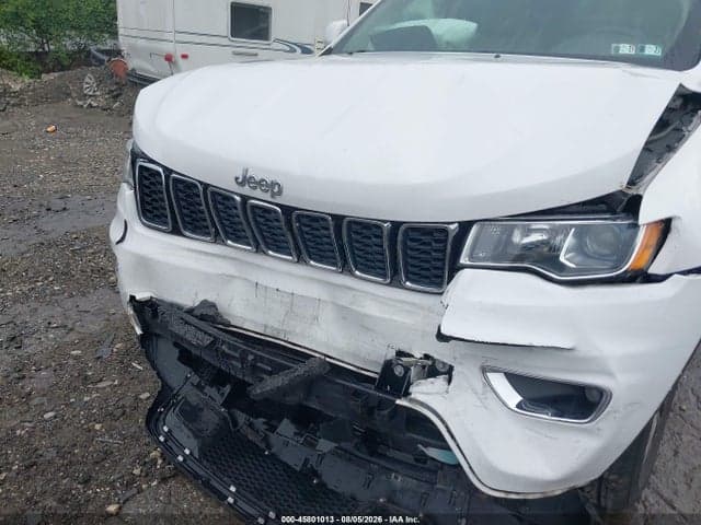 2017 JEEP GRAND CHEROKEE LAREDO 6