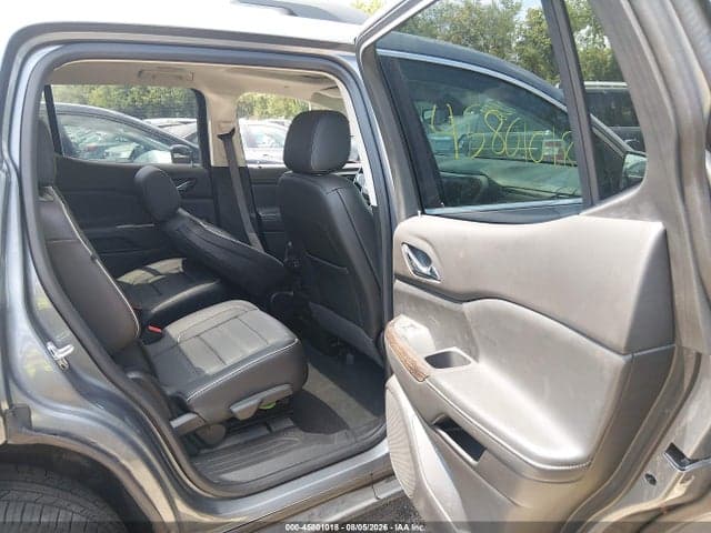 2020 GMC ACADIA AWD DENALI 8