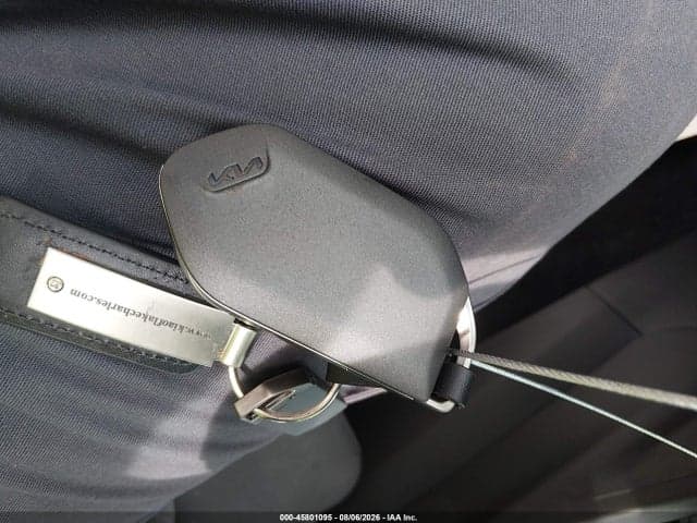 2025 KIA K5 LXS 11