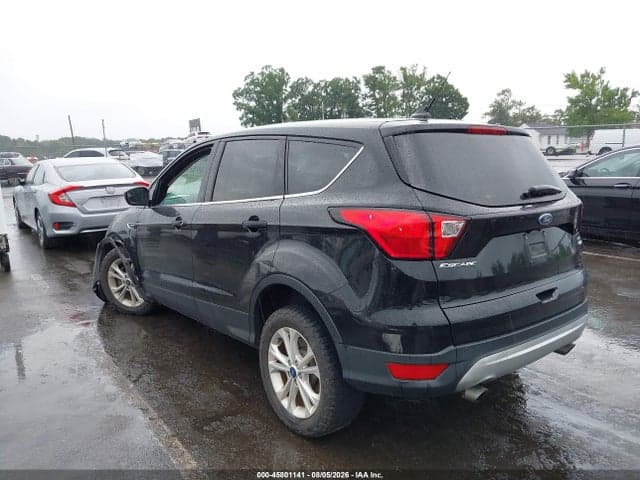 2019 FORD ESCAPE SE 3