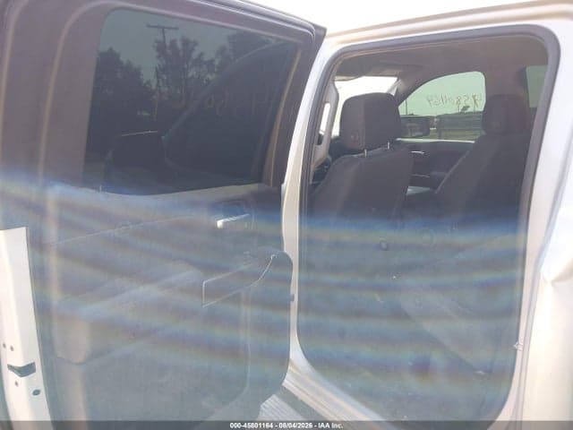 2019 CHEVROLET SILVERADO 1500 RST 8