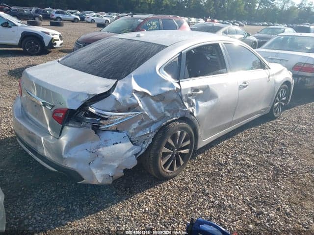 2017 NISSAN ALTIMA 2.5 SV 4