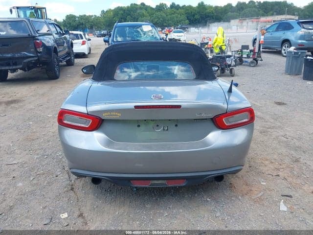 2017 FIAT 124 SPIDER LUSSO 16