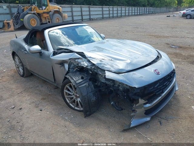 2017 FIAT 124 SPIDER LUSSO 6