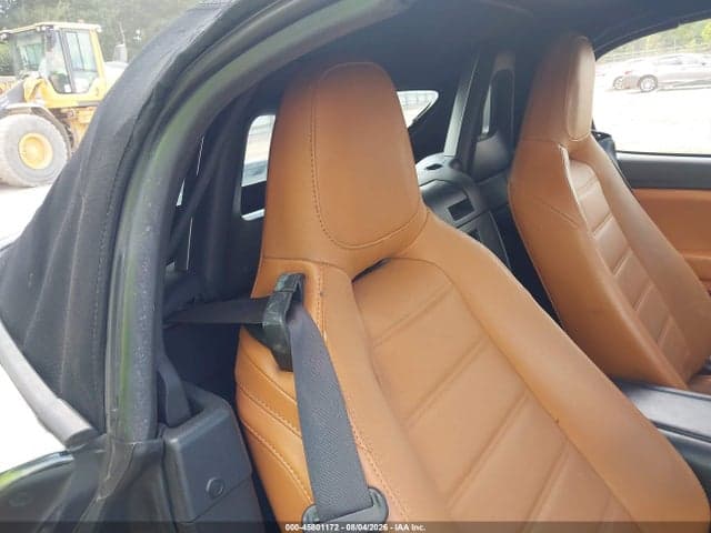 2017 FIAT 124 SPIDER LUSSO 8