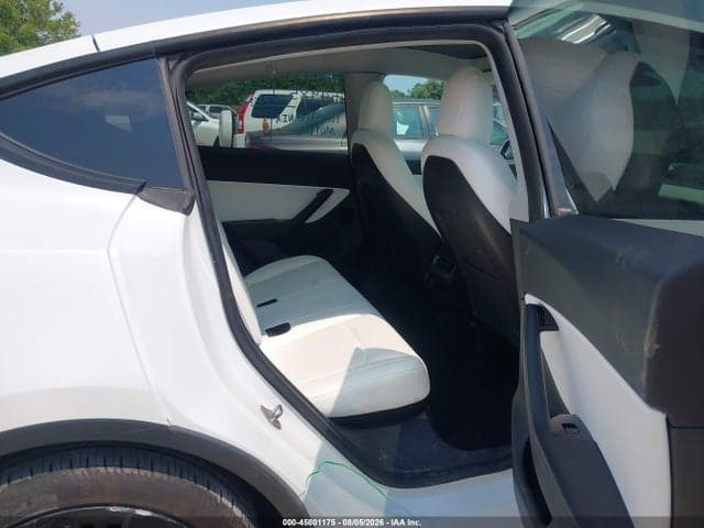 2020 TESLA MODEL Y LONG RANGE DUAL MOTOR ALL-WHEEL DRIVE 8
