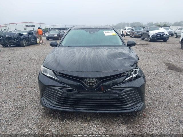 2018 TOYOTA CAMRY LE 12