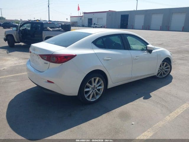 2017 MAZDA MAZDA3 TOURING 4