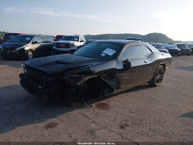2019 DODGE CHALLENGER SXT AWD 2