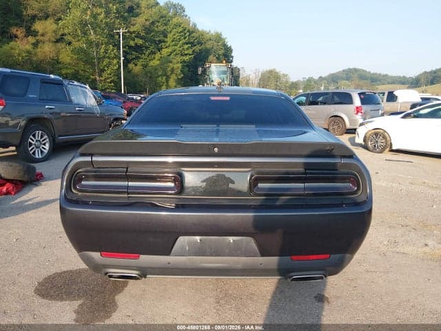 2019 DODGE CHALLENGER SXT AWD 17