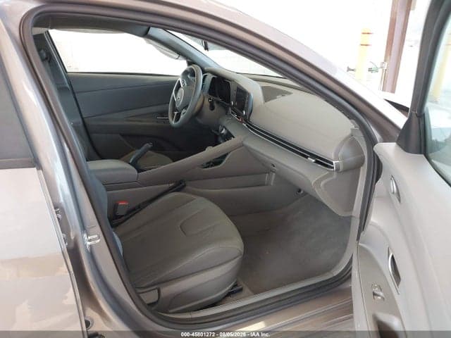 2023 HYUNDAI ELANTRA SEL 5