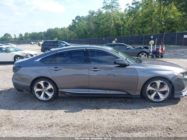 2018 HONDA ACCORD TOURING 14