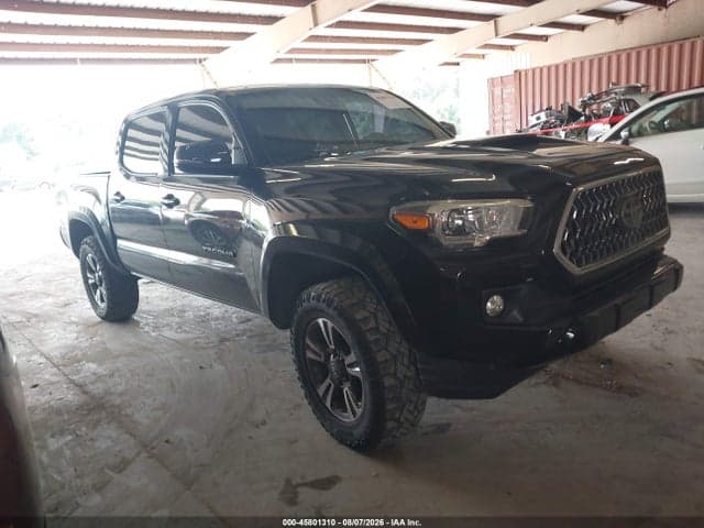 2018 TOYOTA TACOMA TRD SPORT - 1