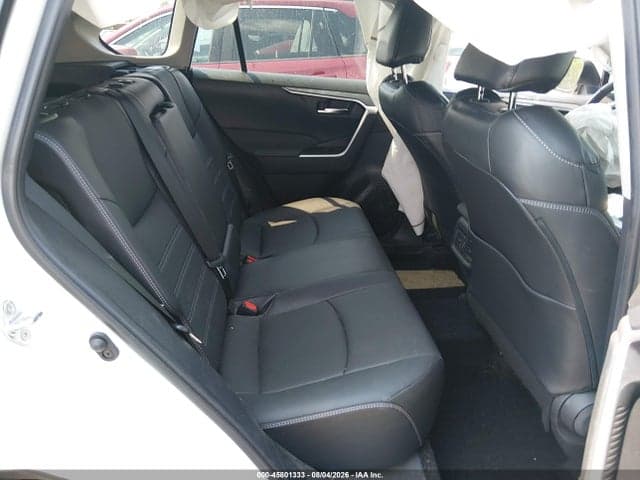 2022 TOYOTA RAV4 XLE PREMIUM 8