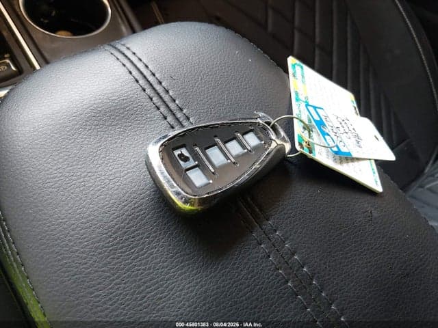 2019 CHEVROLET EQUINOX LT 11