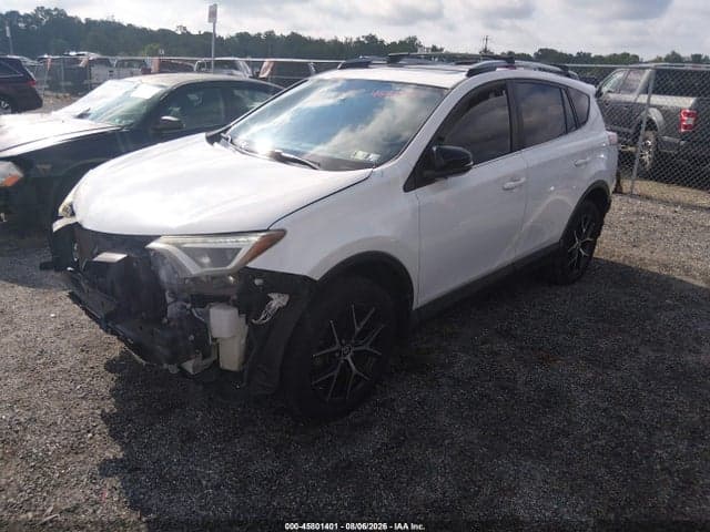 2017 TOYOTA RAV4 SE 2