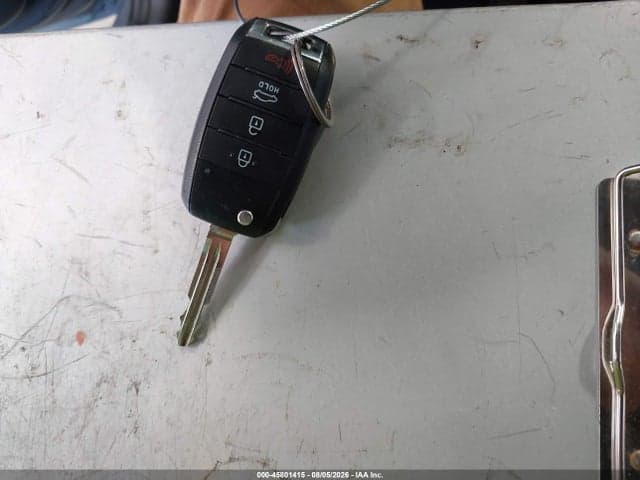 2018 KIA FORTE S 11