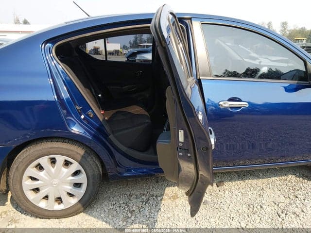 2018 NISSAN VERSA 1.6 SV 8