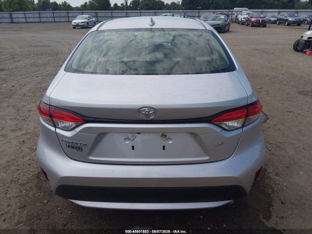 2021 TOYOTA COROLLA LE 17