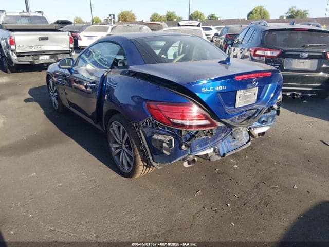 2017 MERCEDES-BENZ SLC 300 3