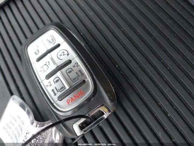 2023 CHRYSLER PACIFICA TOURING L 11