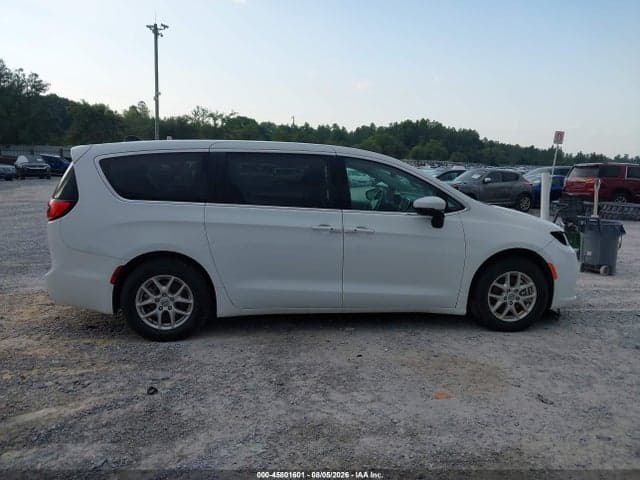 2023 CHRYSLER PACIFICA TOURING L 14
