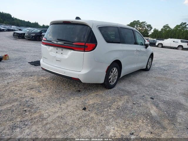 2023 CHRYSLER PACIFICA TOURING L 4